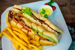 2021-10-07-NENOS-BAR-59